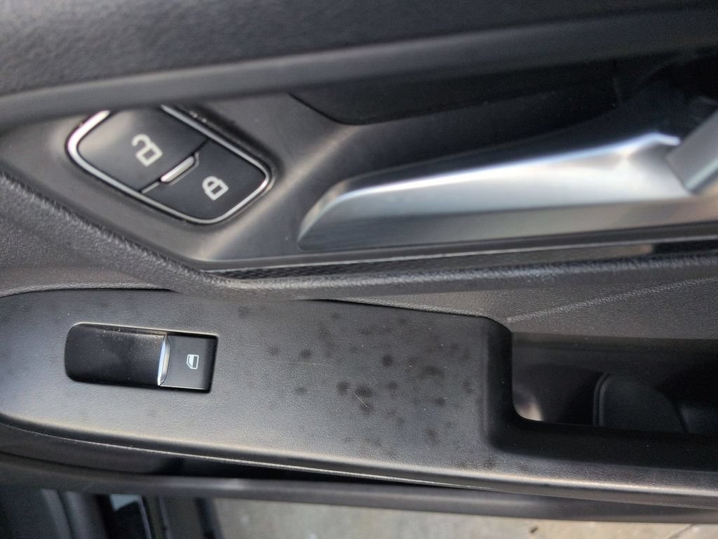 Used 2025 Ford Escape ST-Line AWD/4WD image 33