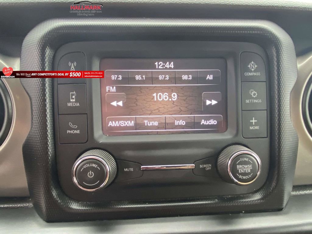 Used 2021 Jeep Gladiator Sport image 14