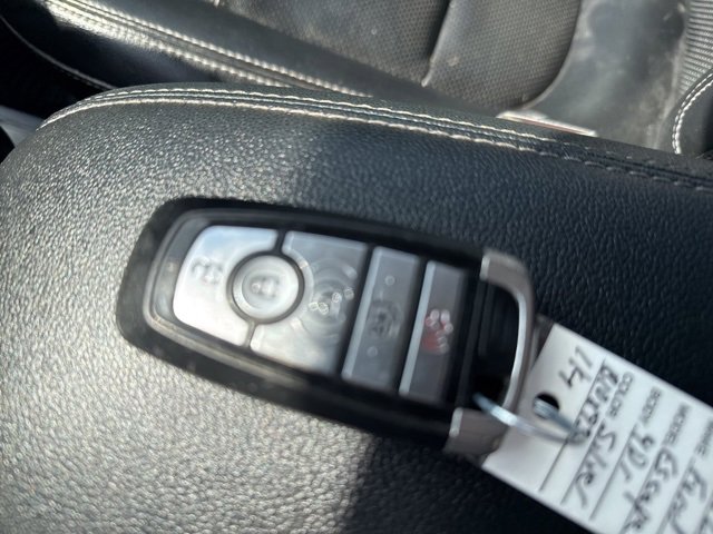 Used 2020 Ford Escape SEL image 36