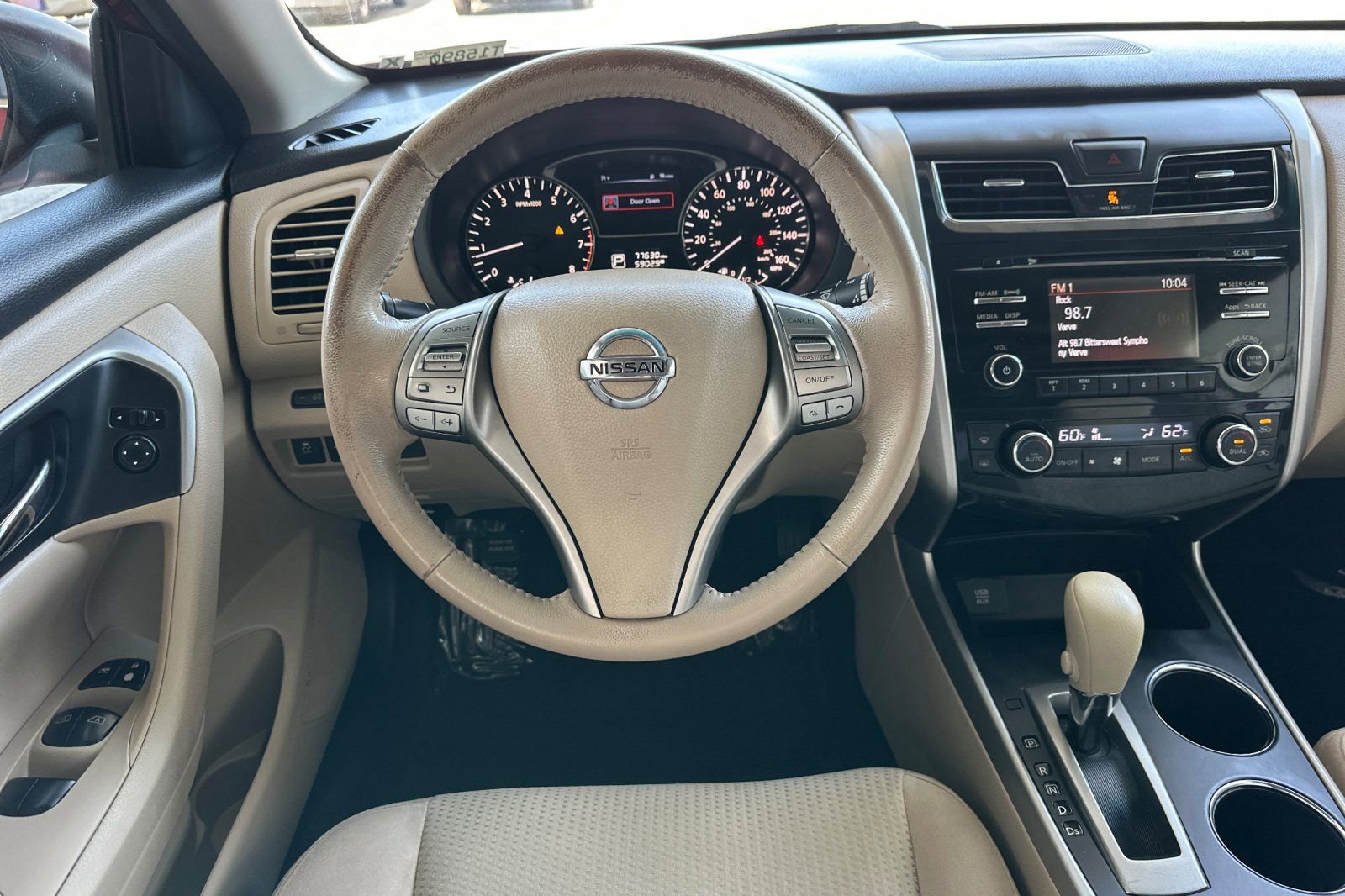 Used 2015 Nissan Altima 2.5 SV w/ Convenience Package FWD image 17