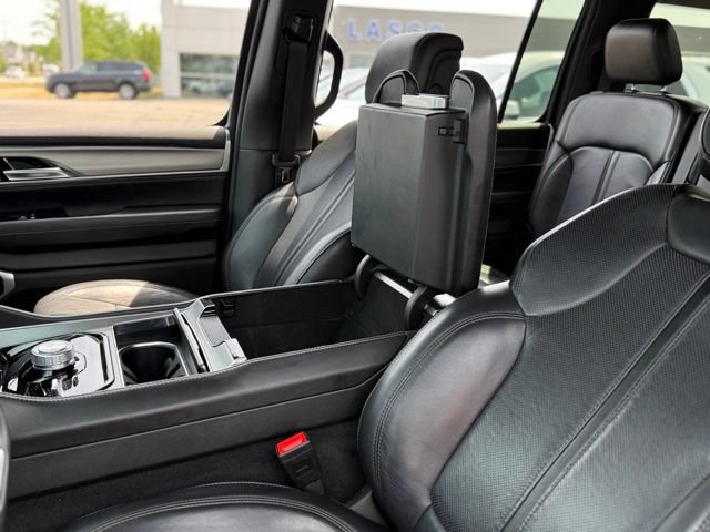 Used 2024 Jeep Wagoneer Series II AWD/4WD image 29