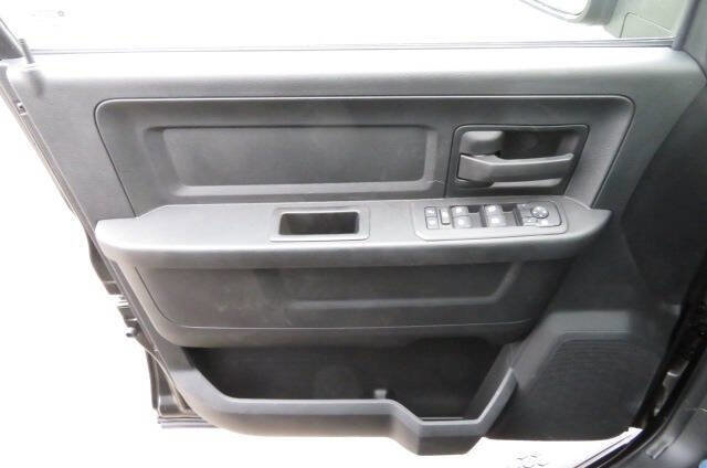 New 2026 RAM 3500 Tradesman image 13