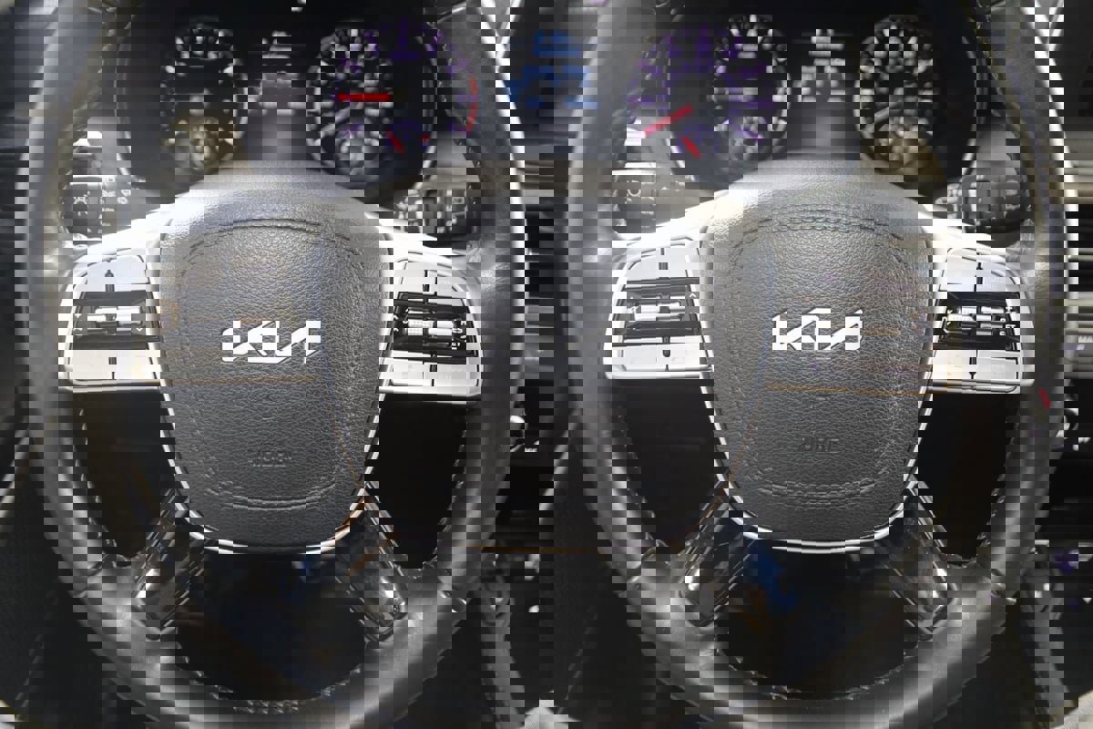 Used 2022 Kia Telluride EX w/ Towing Package image 38