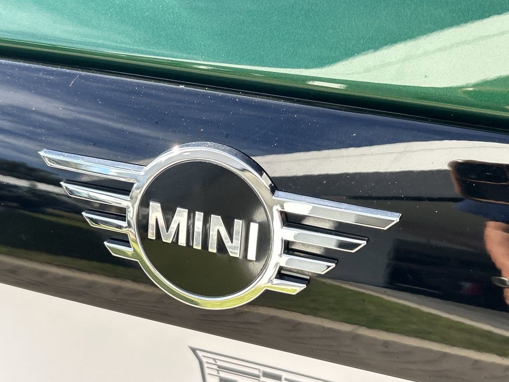 Used 2020 MINI Cooper 2-Door Hardtop image 10