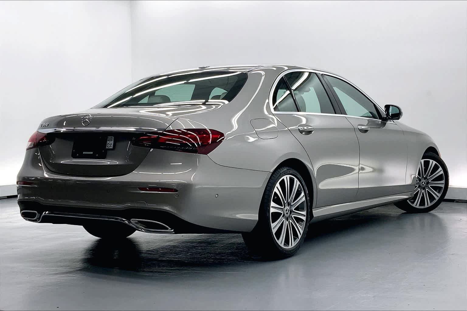 Used 2021 Mercedes-Benz E 350 Sedan image 12