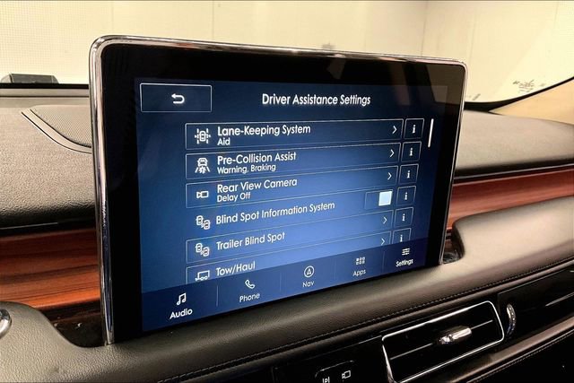 Used 2024 Lincoln Aviator Reserve w/ Class IV Trailer Tow Package image 34