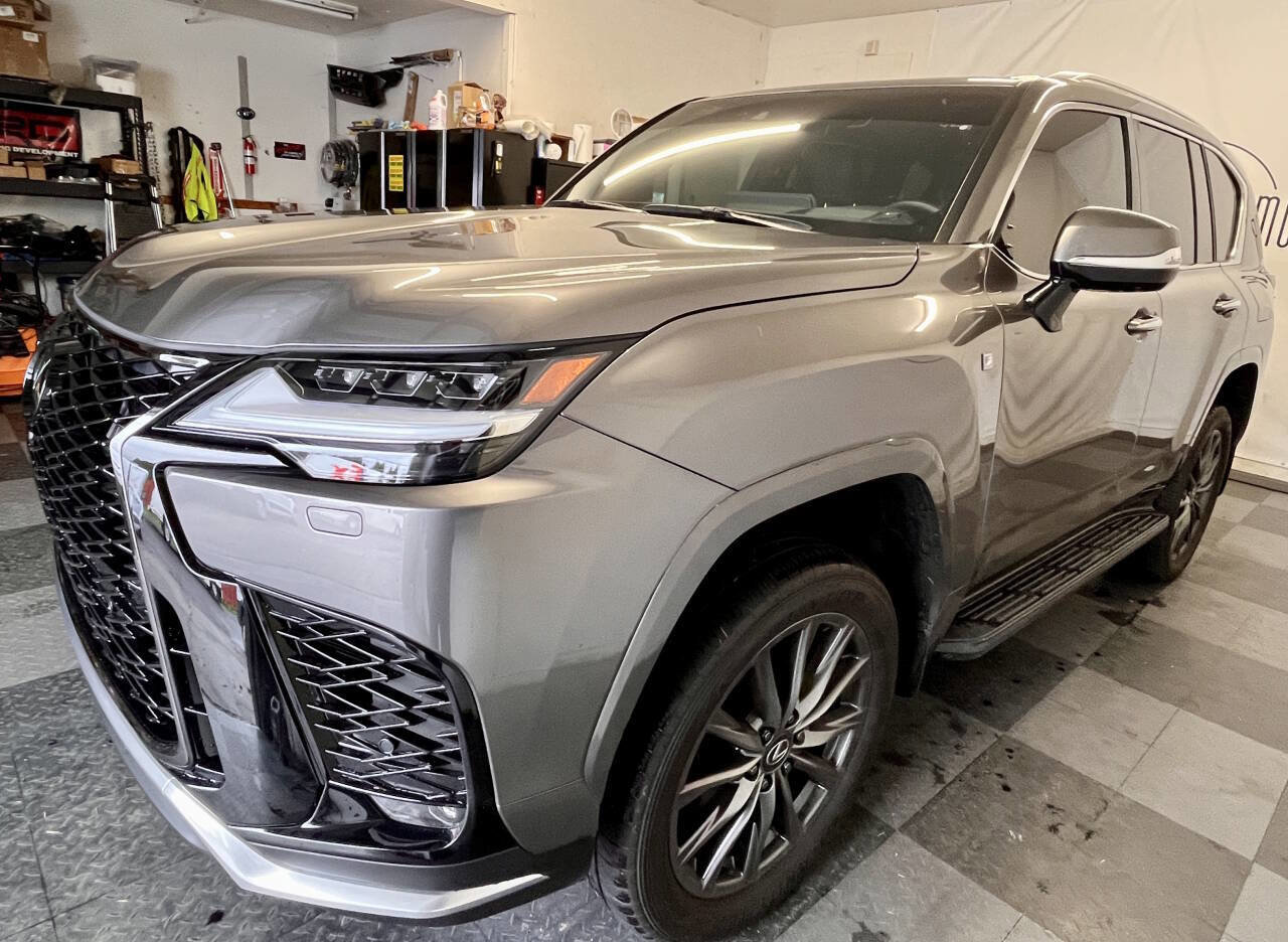 Used 2024 Lexus LX 600 F Sport image 8