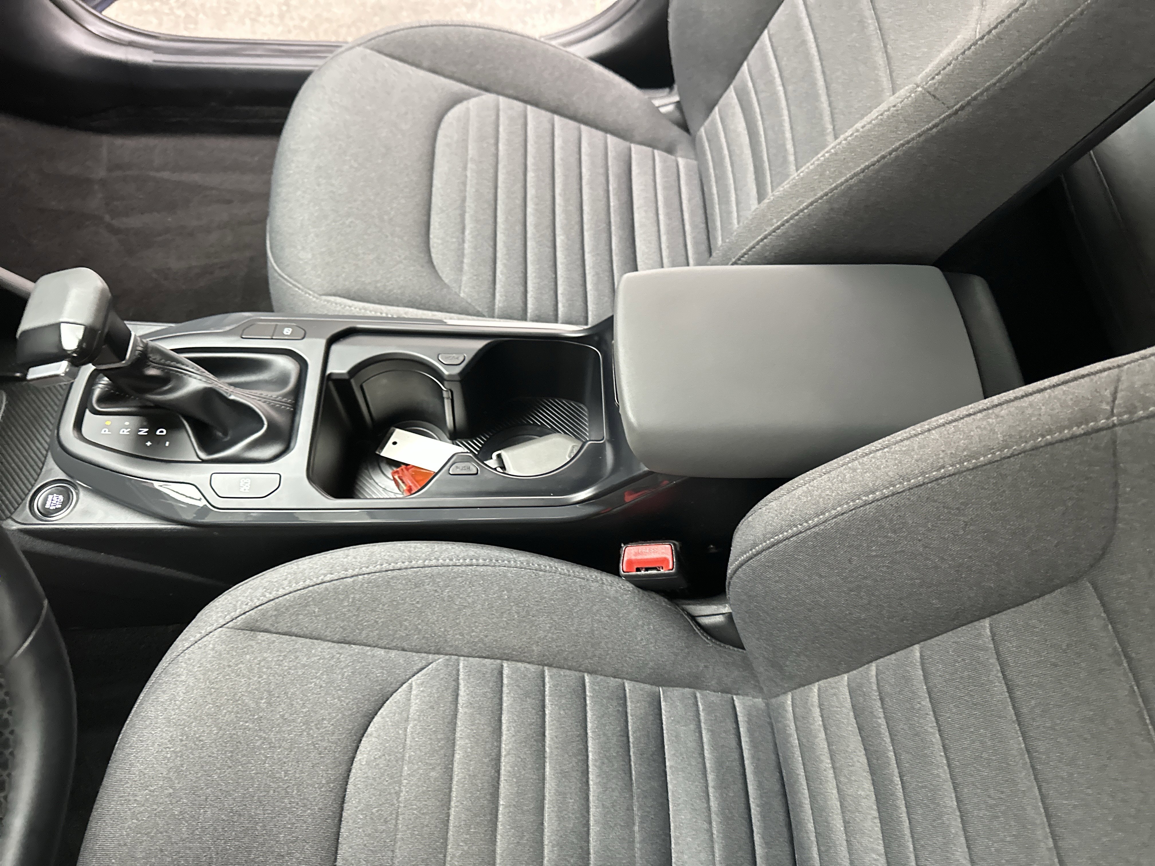 Used 2025 Kia K4 EX image 33