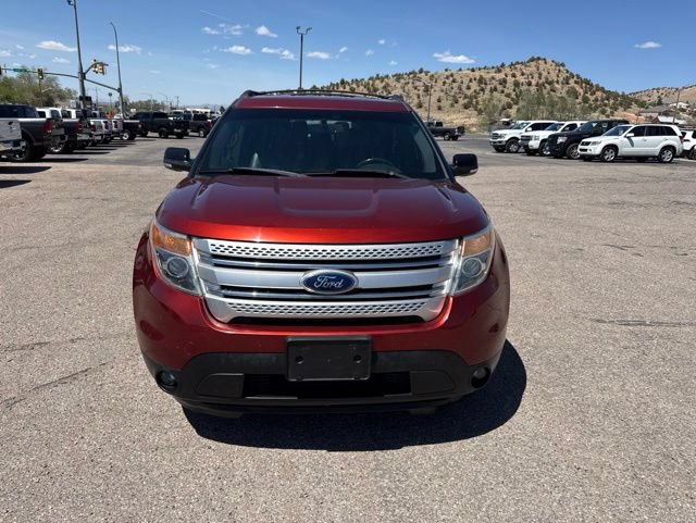 Used 2014 Ford Explorer XLT w/ Equipment Group 202A AWD/4WD image 2
