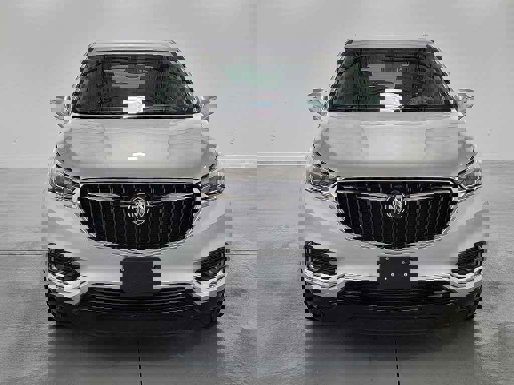 Used 2020 Buick Enclave Essence image 3