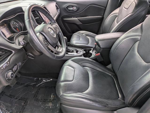 Used 2019 Jeep Cherokee Limited FWD image 15