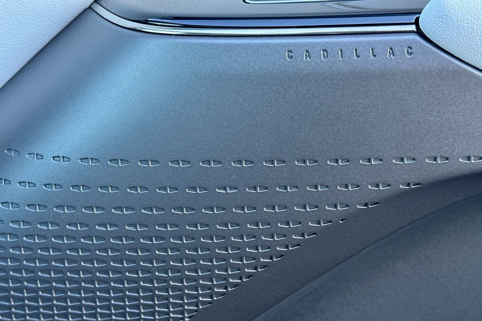 Certified 2024 Cadillac Lyriq Luxury image 44