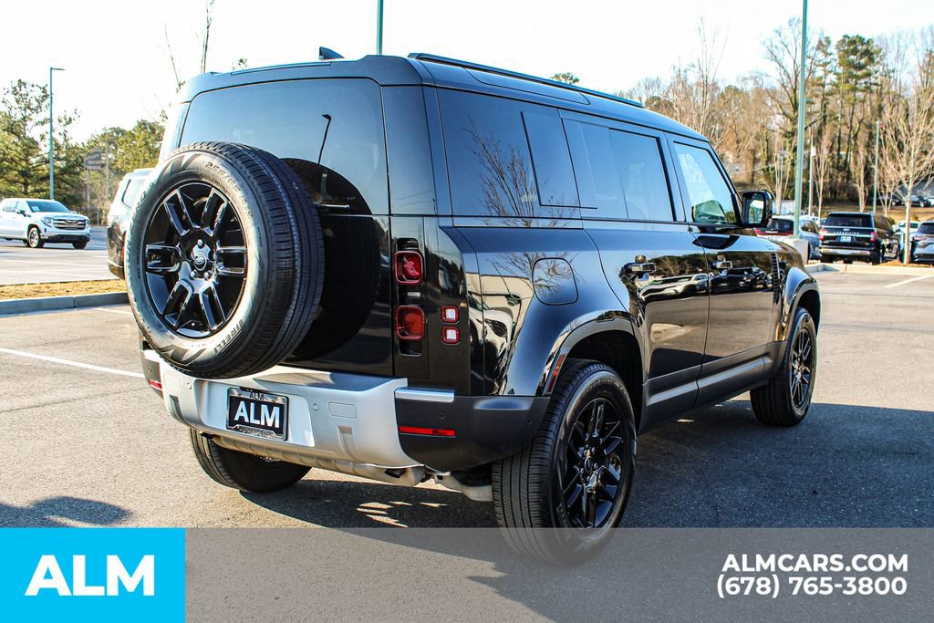 Used 2025 Land Rover Defender 110 S image 5