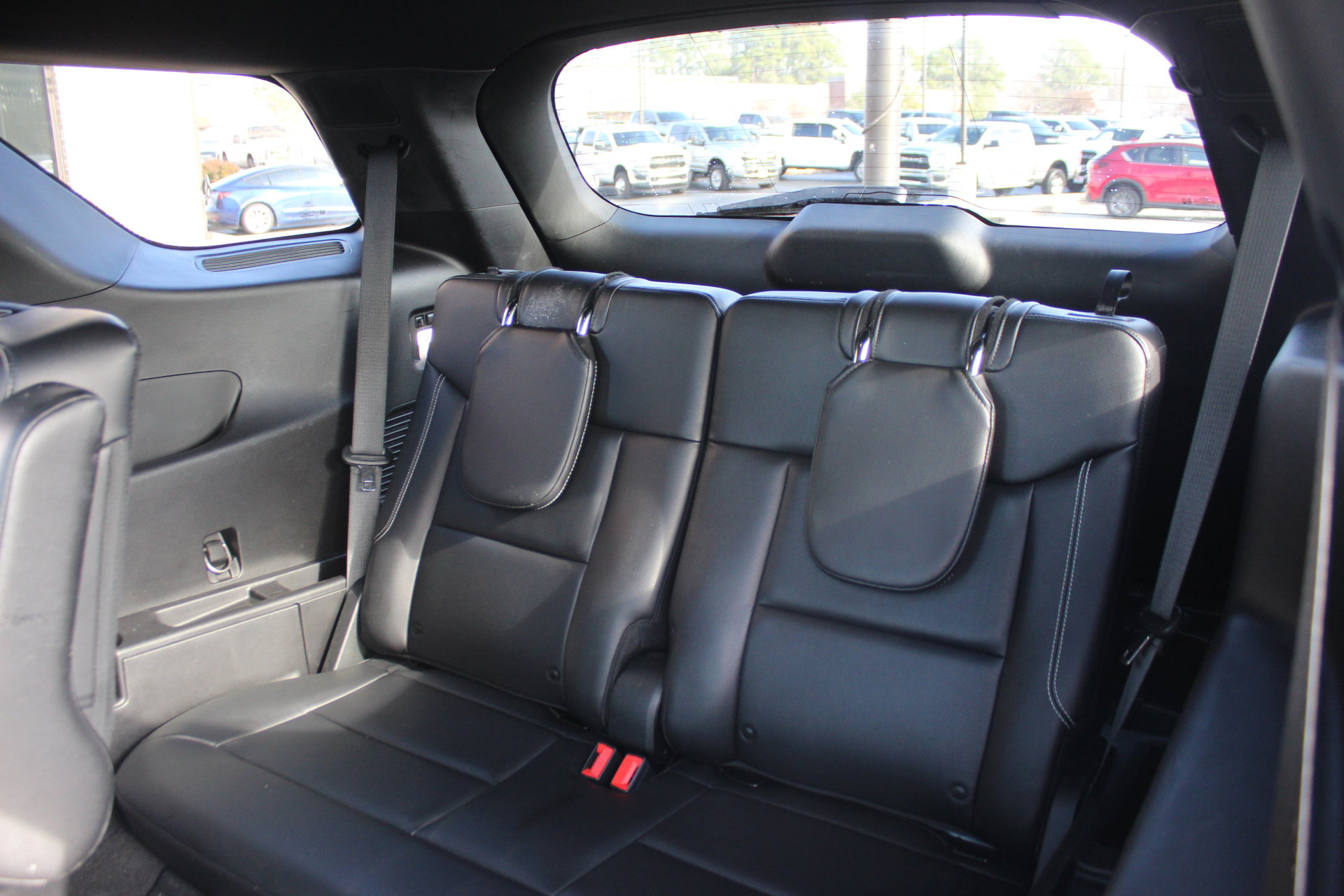 Used 2020 Ford Explorer ST w/ ST Street Pack image 32