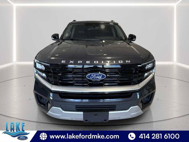 Certified 2025 Ford Expedition Platinum w/ Driver's Package AWD/4WD image 2