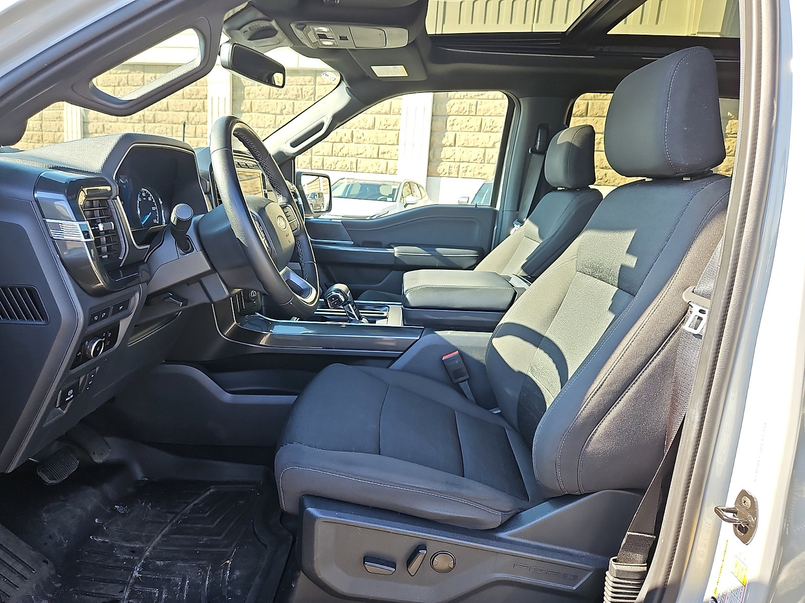 Used 2023 Ford F150 XLT w/ Equipment Group 302A High image 14