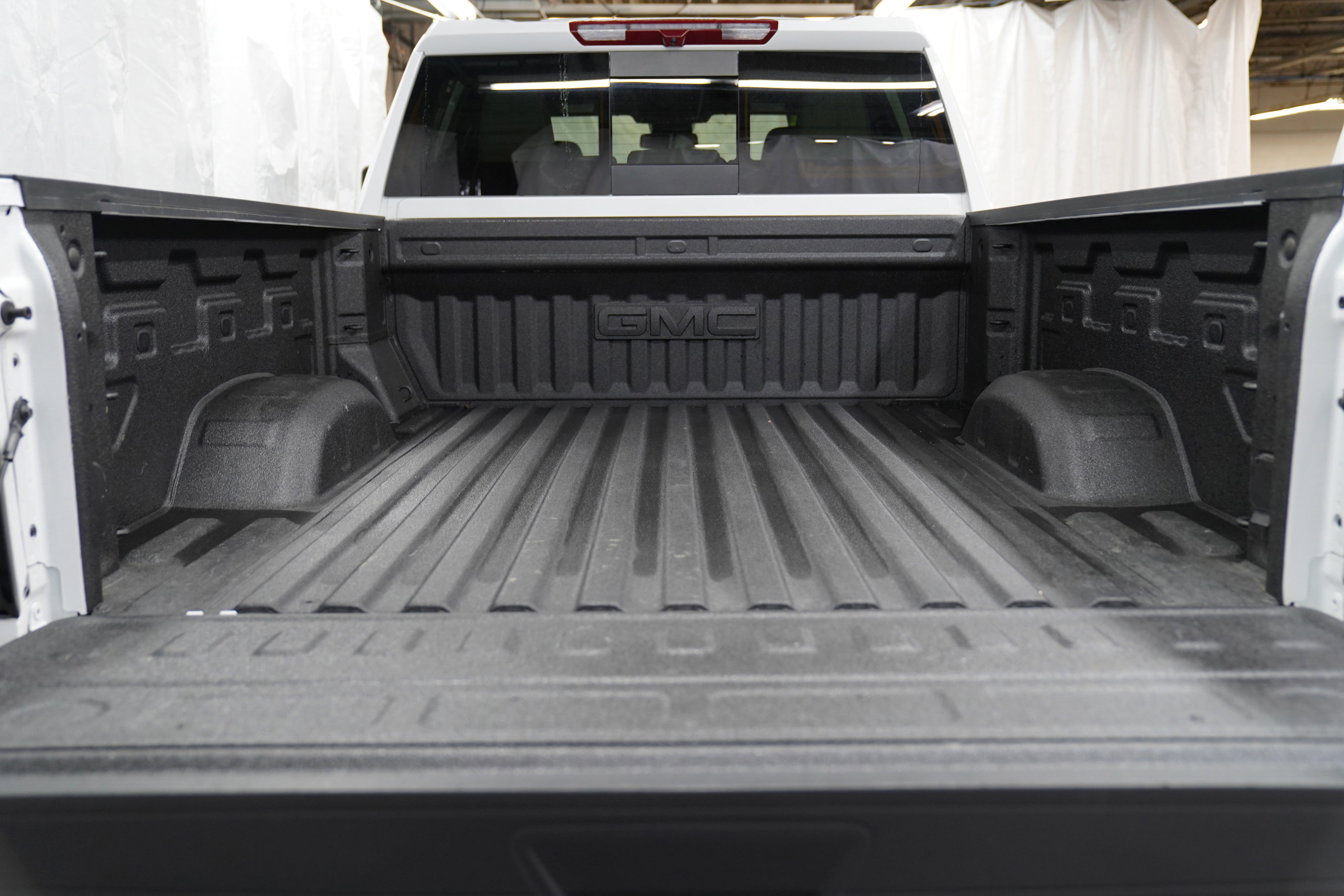 Used 2024 GMC Sierra 3500 SLE image 7