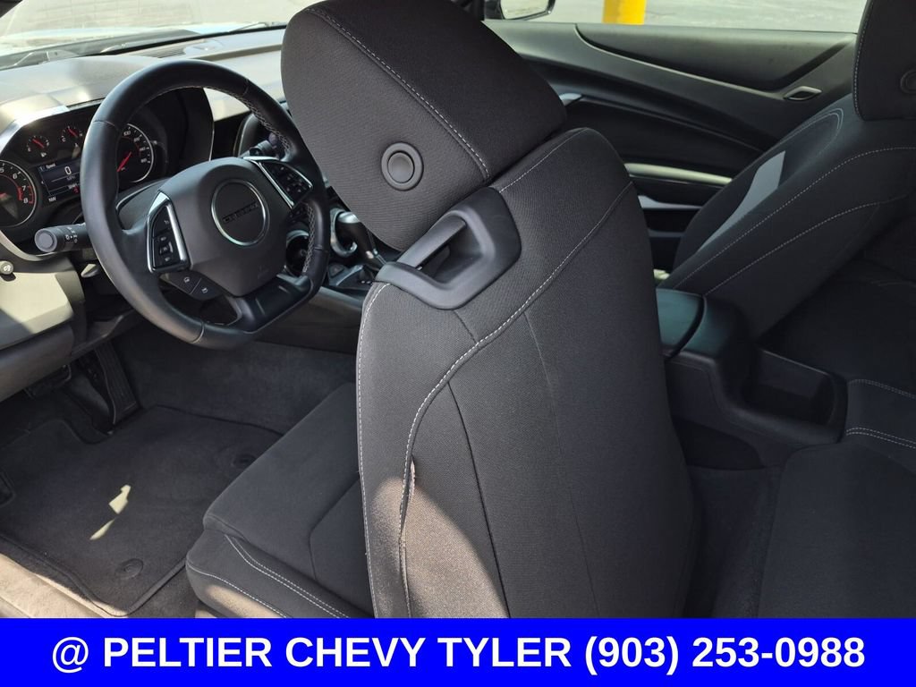 Used 2024 Chevrolet Camaro LT w/ Technology Package RWD image 33