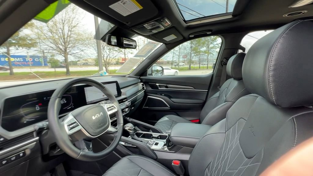 Used 2023 Kia Telluride EX X-Line image 32