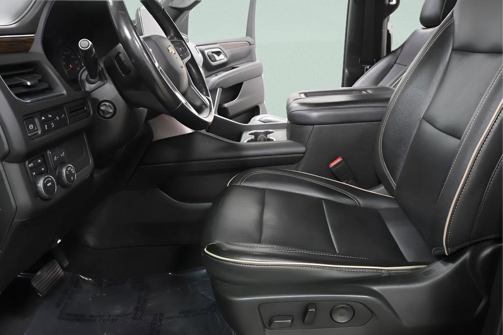 Used 2021 Chevrolet Suburban Premier AWD/4WD image 21