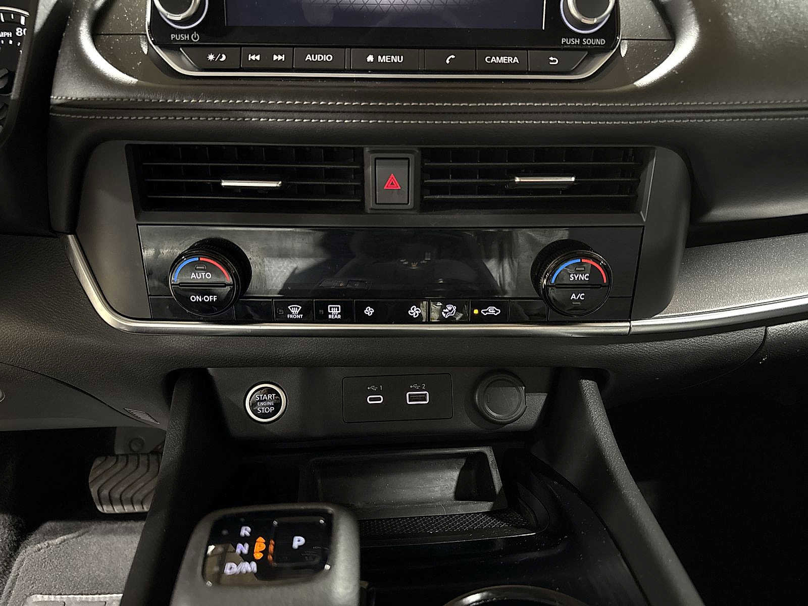 Used 2023 Nissan Rogue SV image 21