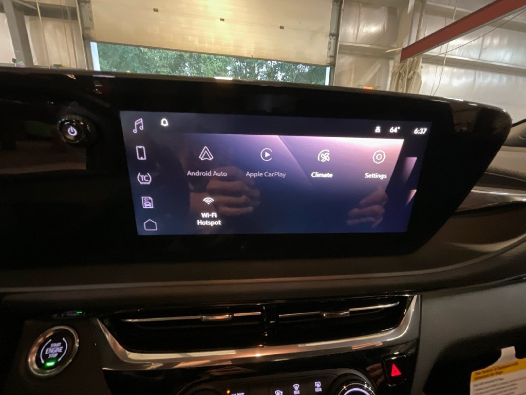 Used 2025 Buick Envista Sport Touring w/ Convenience I Package FWD image 19