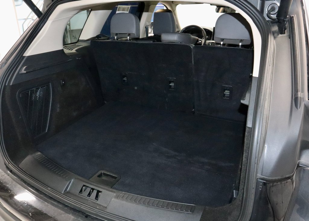 Used 2024 Lincoln Corsair Reserve w/ Equipment Group 201A image 17