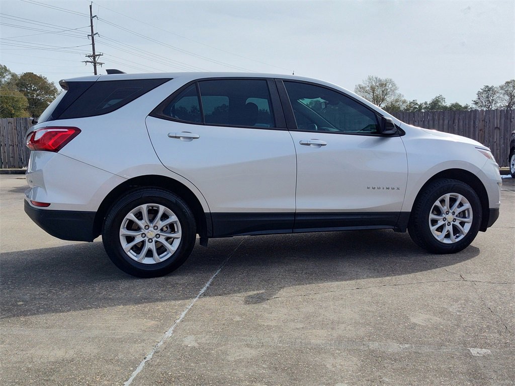 Used 2021 Chevrolet Equinox LS image 10