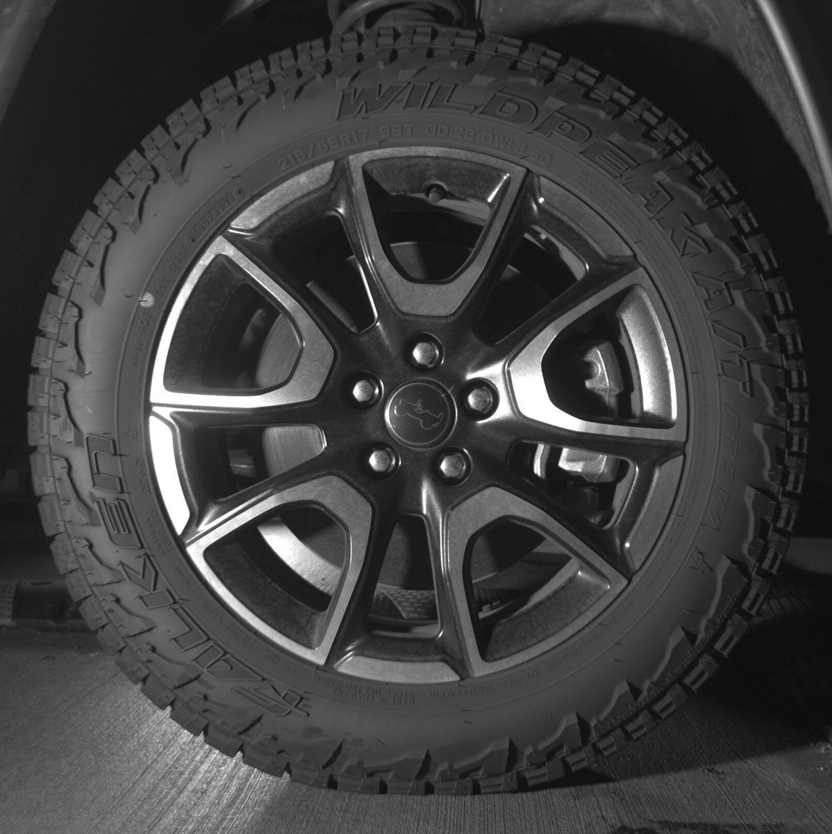 Used 2025 Jeep Compass Trailhawk image 10