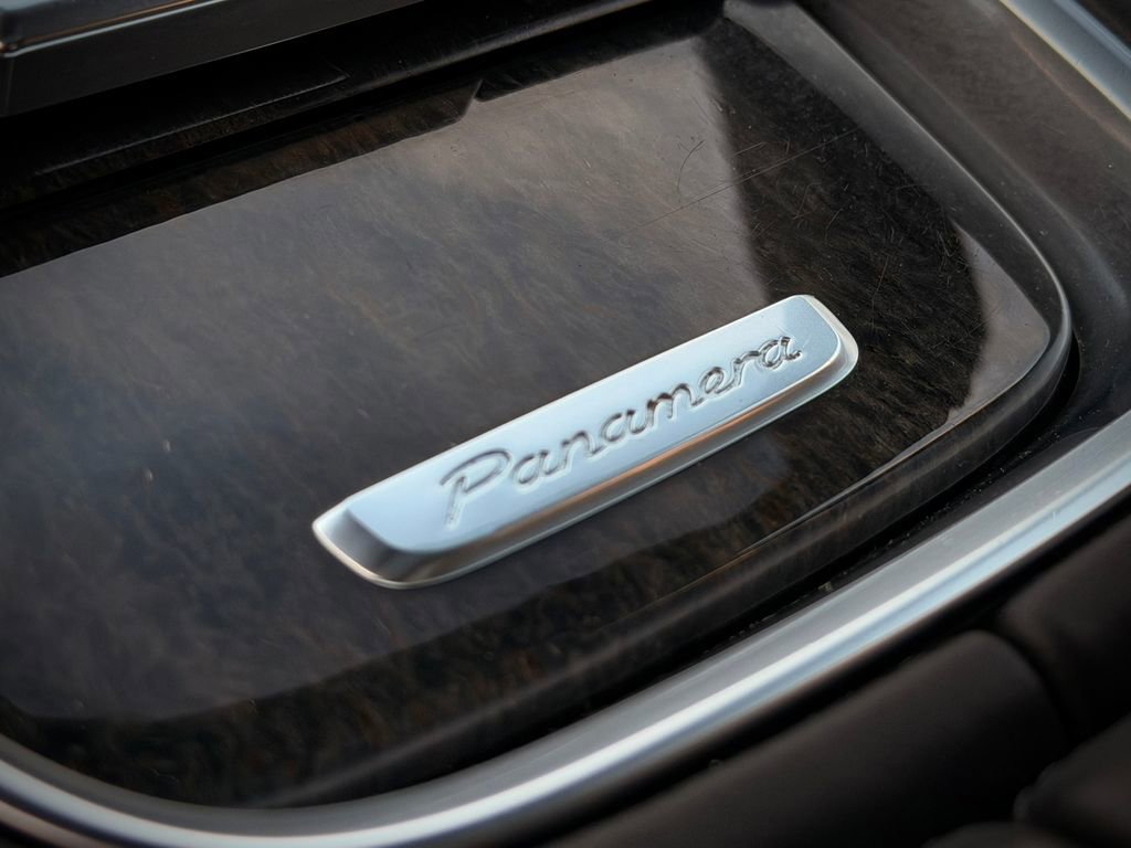Used 2018 Porsche Panamera Turbo image 34