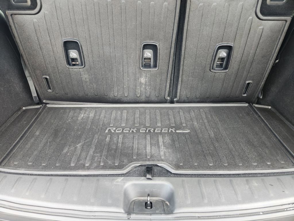 Used 2024 Nissan Pathfinder Rock Creek AWD/4WD image 32