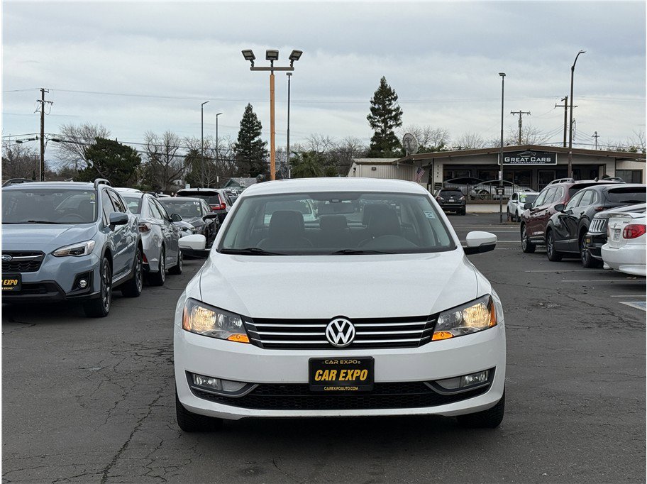 Used 2015 Volkswagen Passat 1.8T Limited Edition FWD image 2