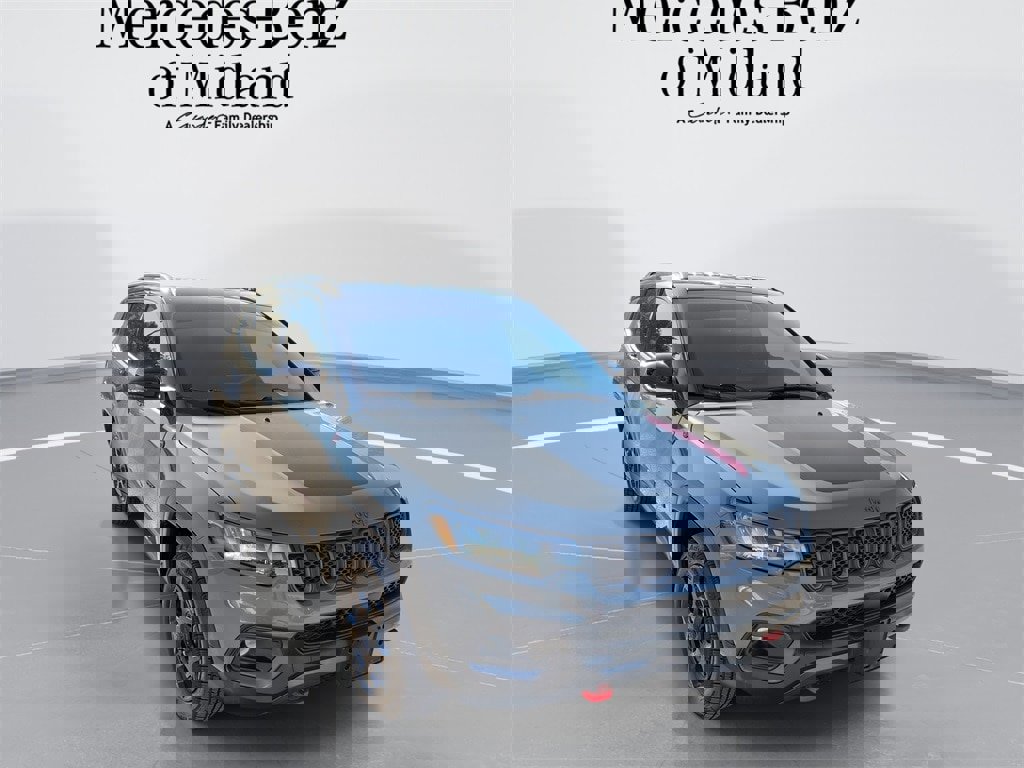 Used 2023 Jeep Compass Trailhawk