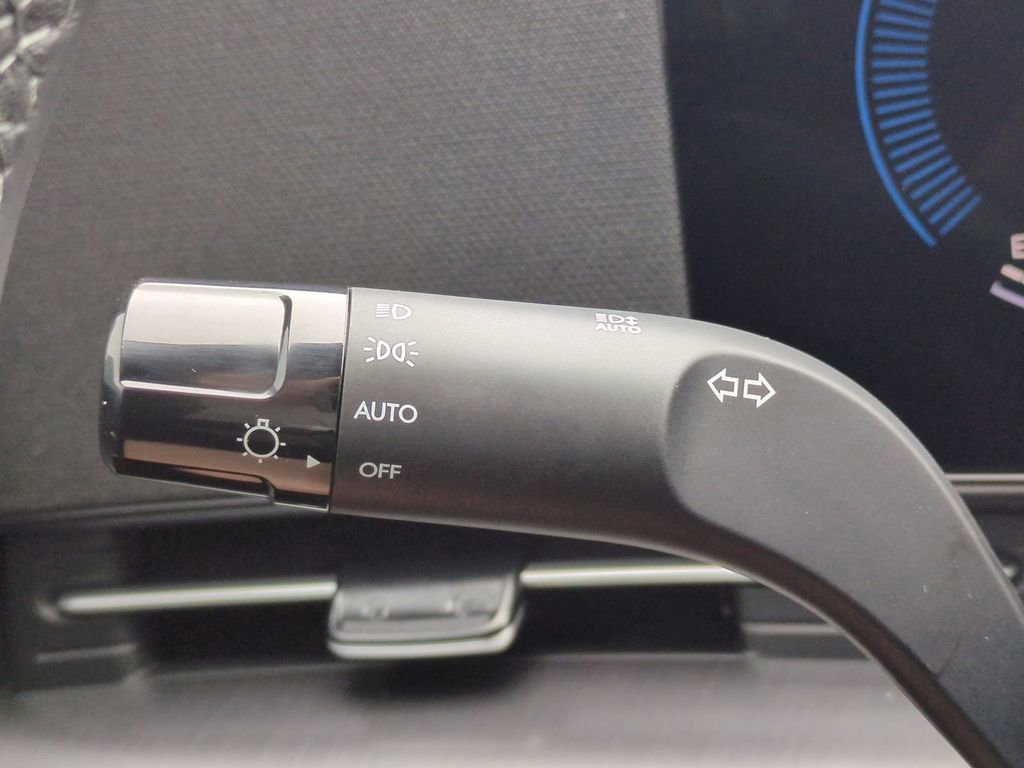 New 2026 Hyundai Kona SEL Premium image 28