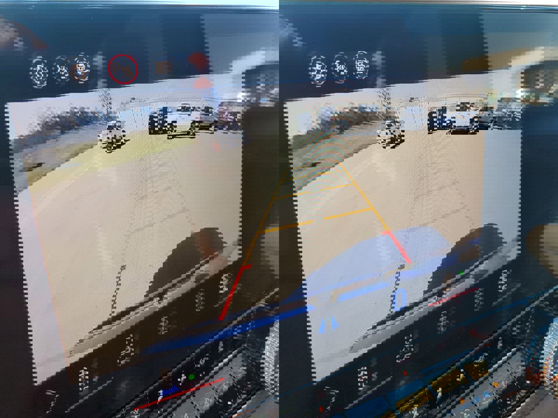 Used 2025 GMC Canyon Denali image 23