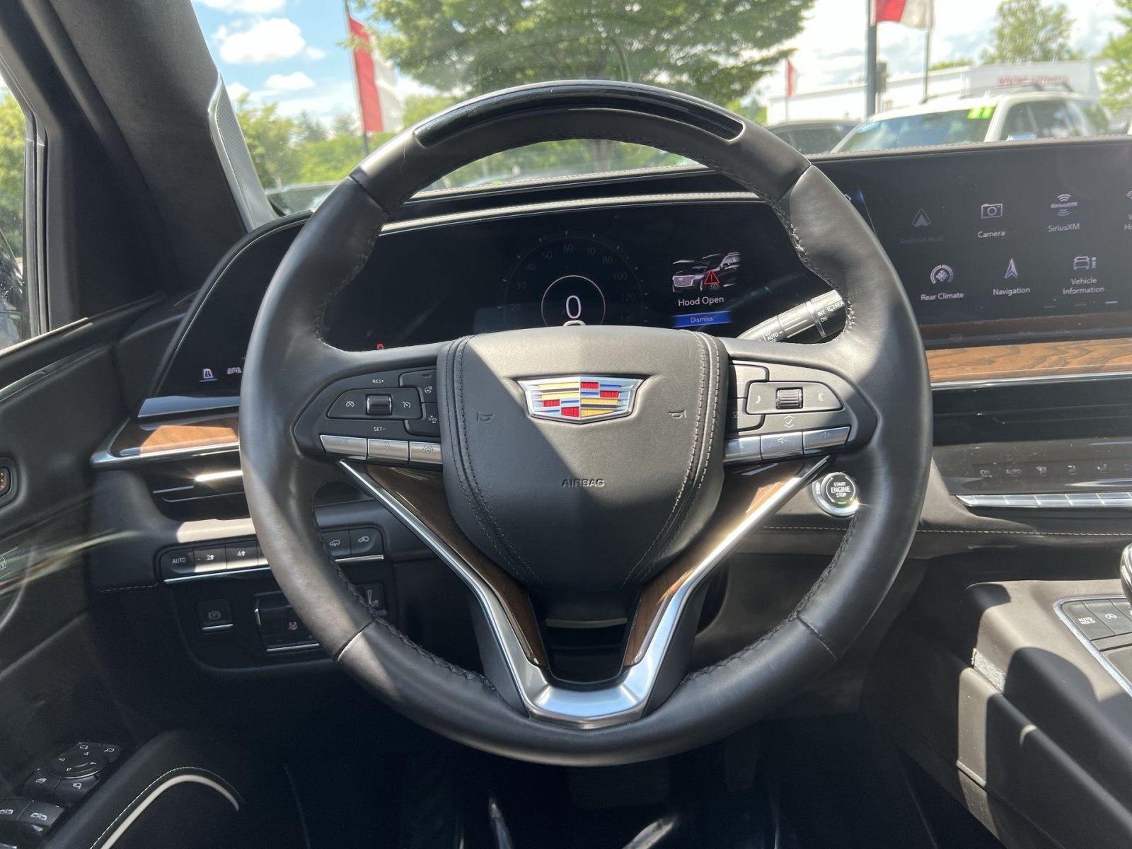 Used 2023 Cadillac Escalade Sport Platinum w/ Heavy-Duty Trailer Package AWD/4WD image 16