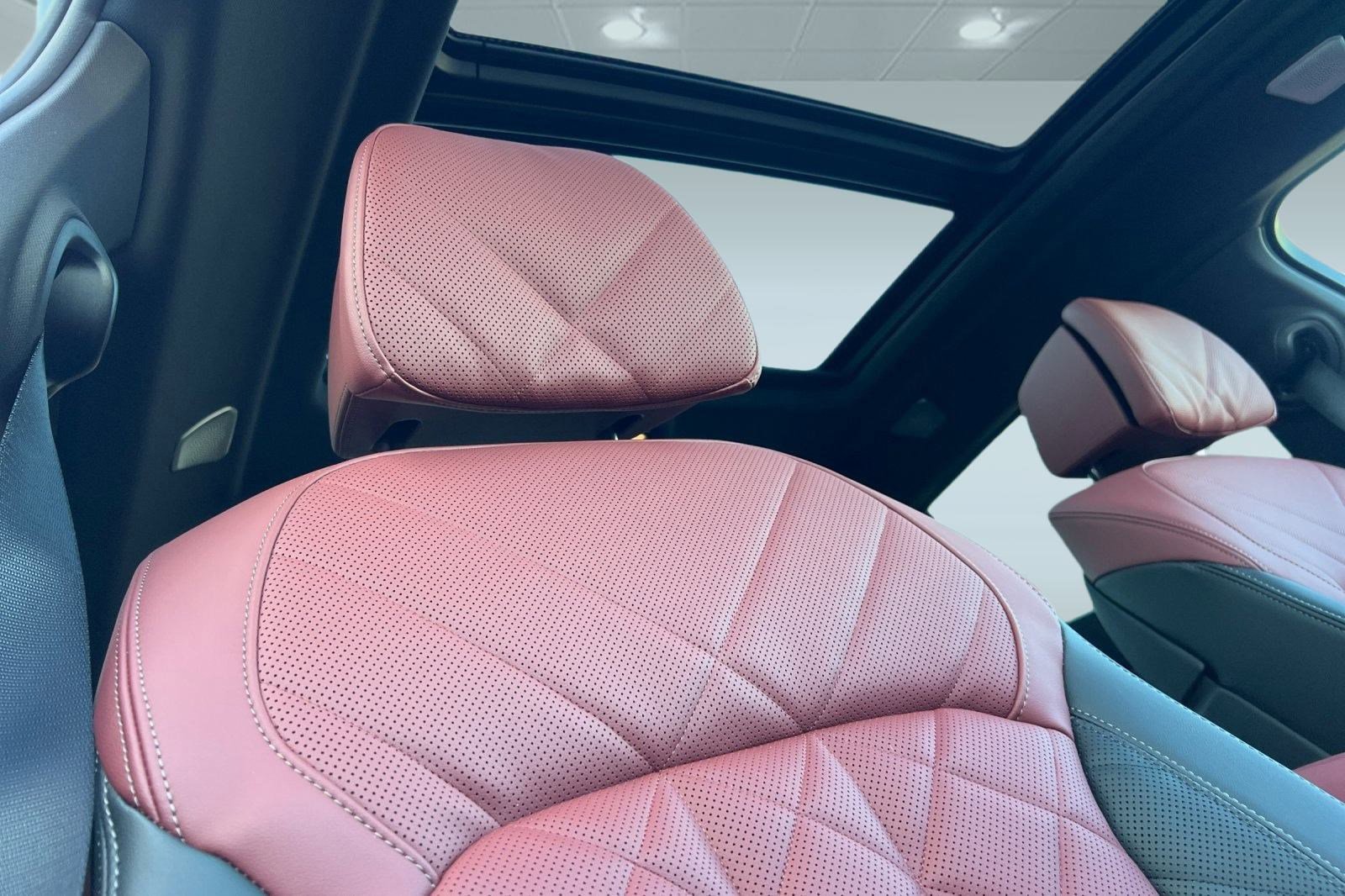 New 2026 BMW X6 M60i image 26