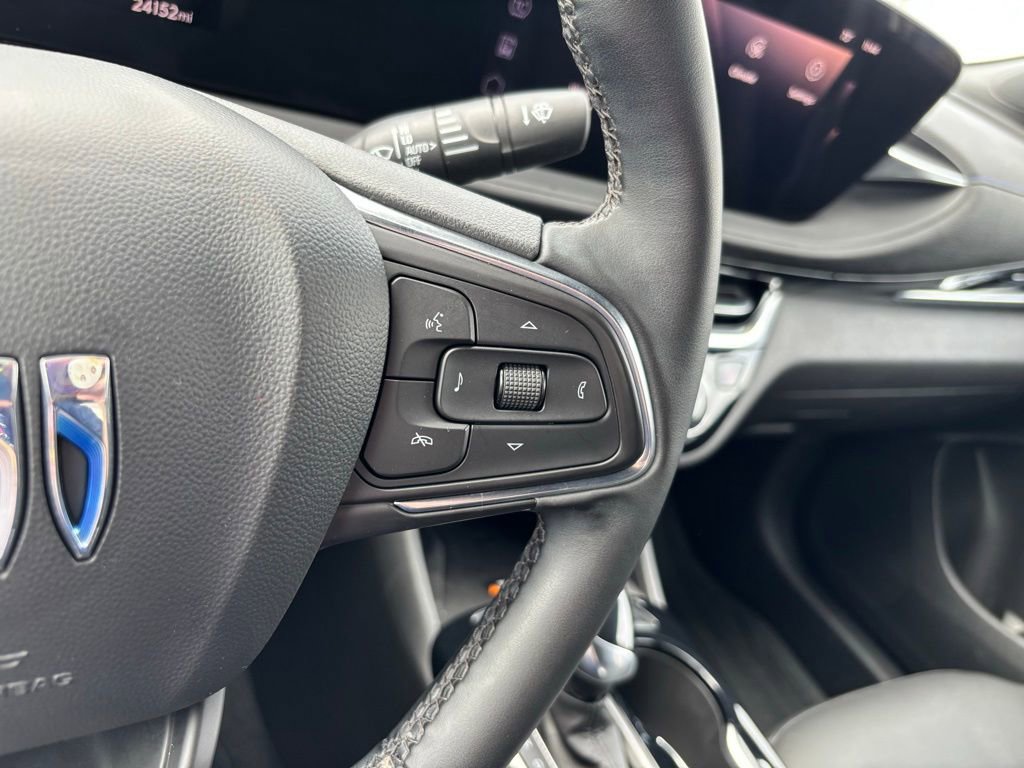 Used 2024 Buick Envista Sport Touring w/ Convenience I Package image 31
