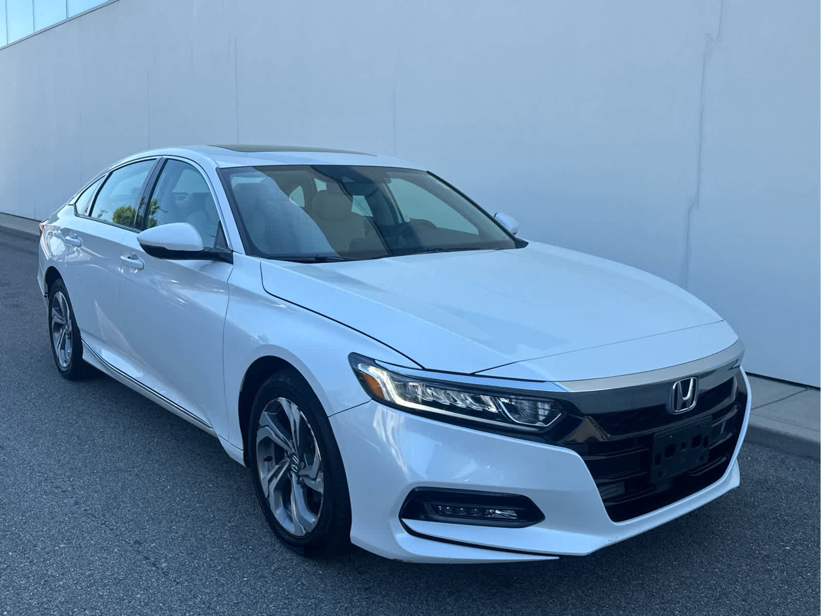 Used 2020 Honda Accord EX-L image 2