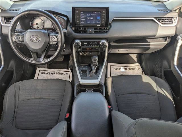 Used 2021 Toyota RAV4 LE image 16