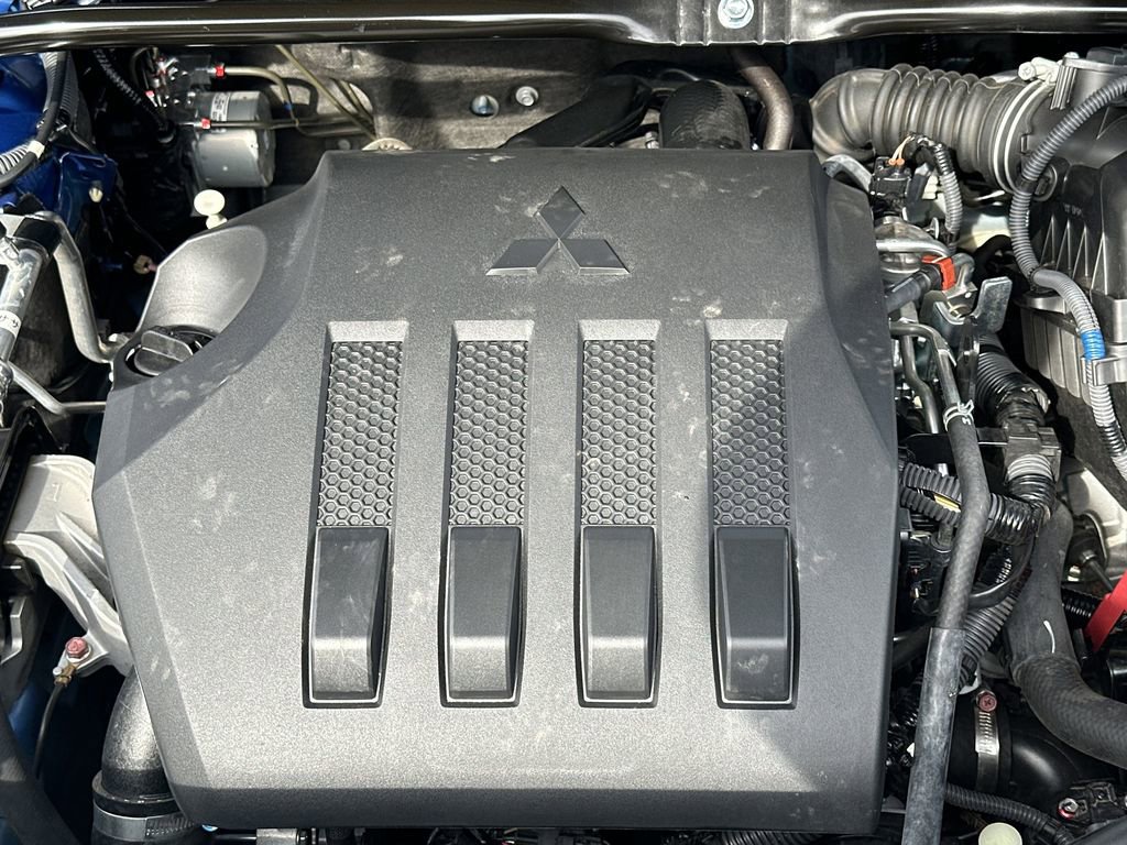 Used 2025 Mitsubishi Eclipse Cross SE image 12