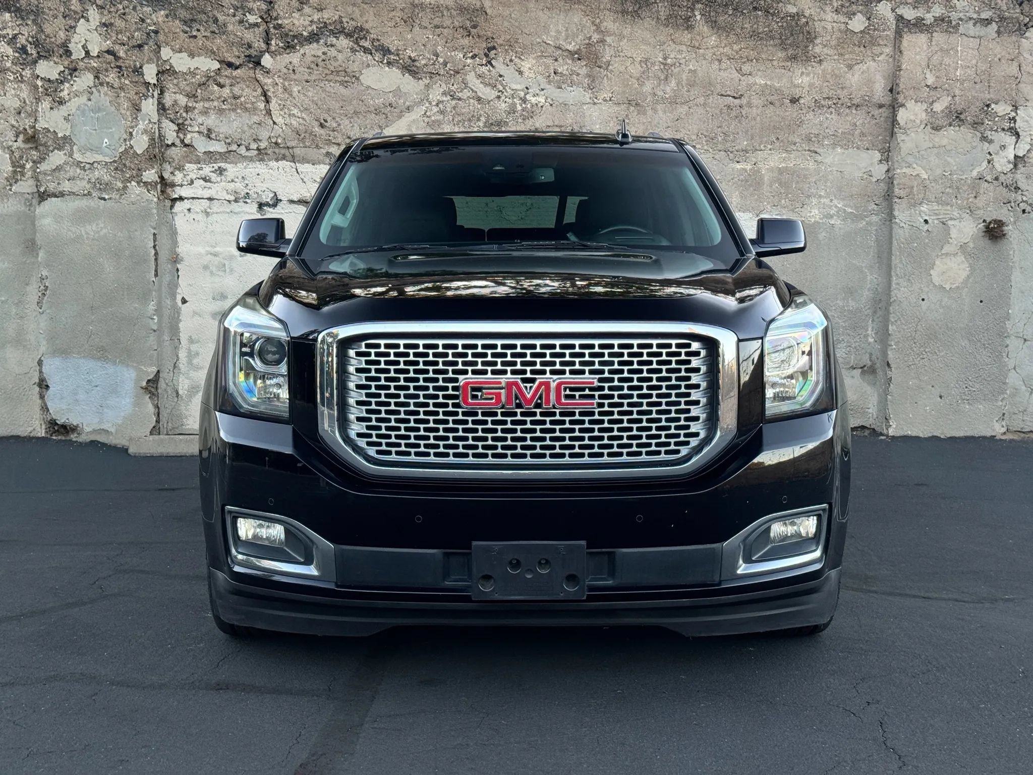 Used 2016 GMC Yukon Denali w/ Open Road Package RWD image 9