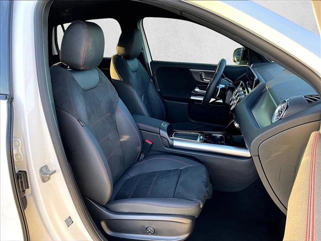 Used 2025 Mercedes-Benz GLA 250 image 9