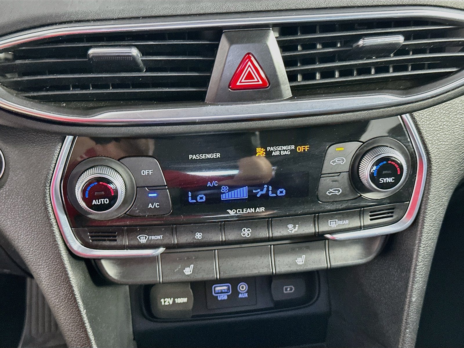 Used 2019 Hyundai Santa Fe Limited FWD image 15