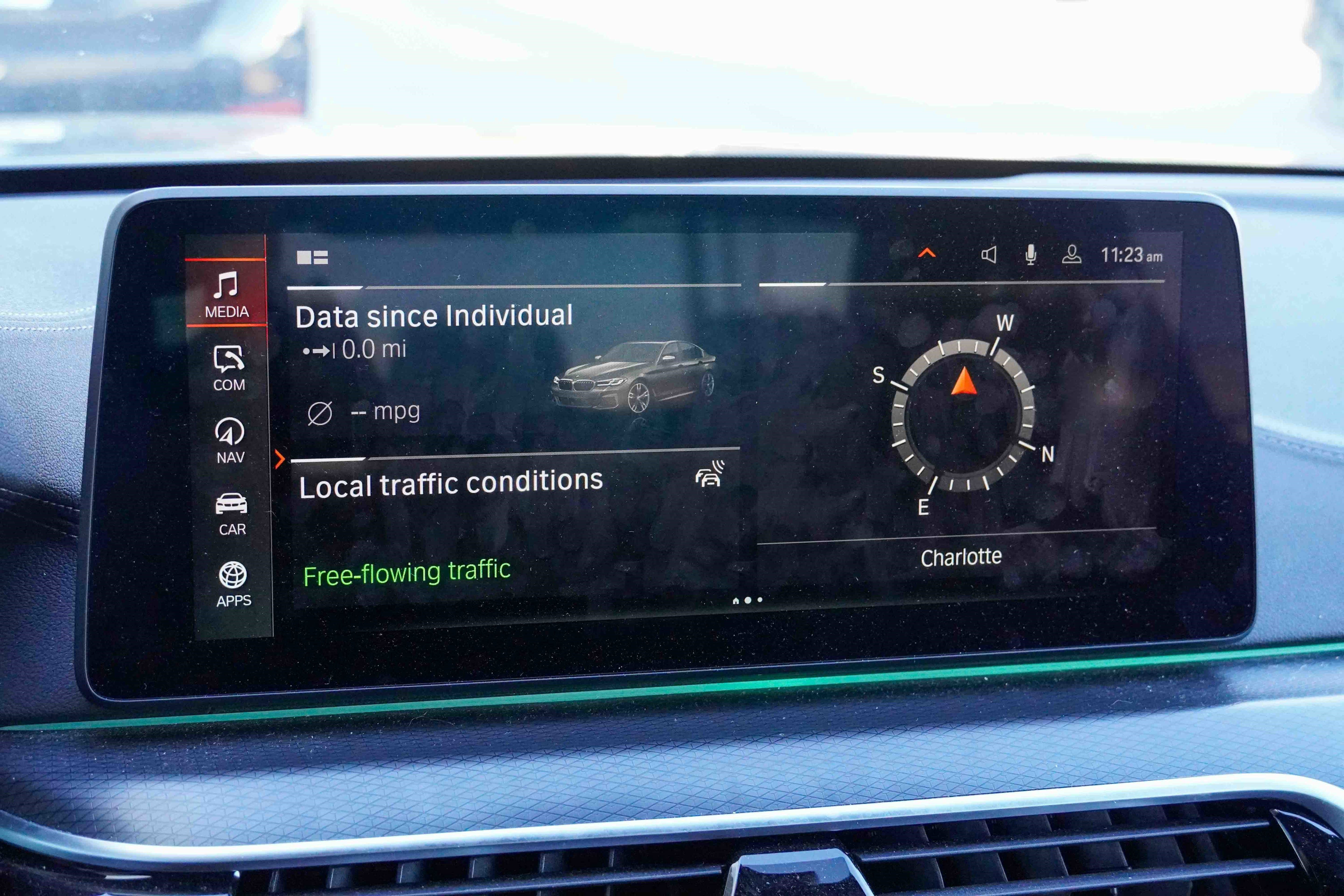 Certified 2022 BMW M550i xDrive w/ Executive Package image 26