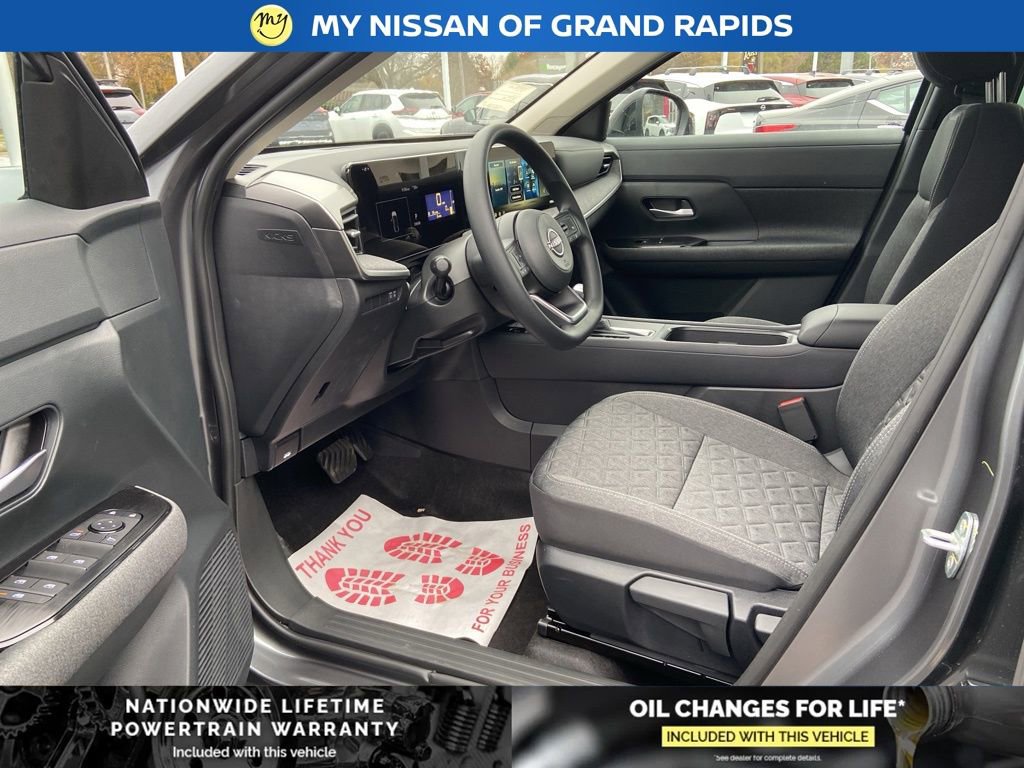 New 2026 Nissan Kicks SV w/ SV Premium Package image 9