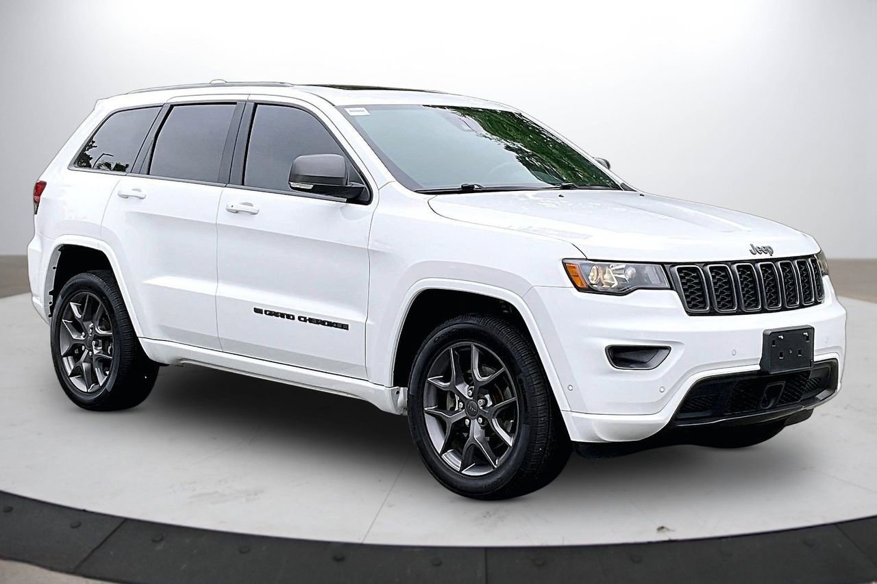 Certified 2021 Jeep Grand Cherokee Limited w/ Quick Order Package 28K 80th AWD/4WD image 2