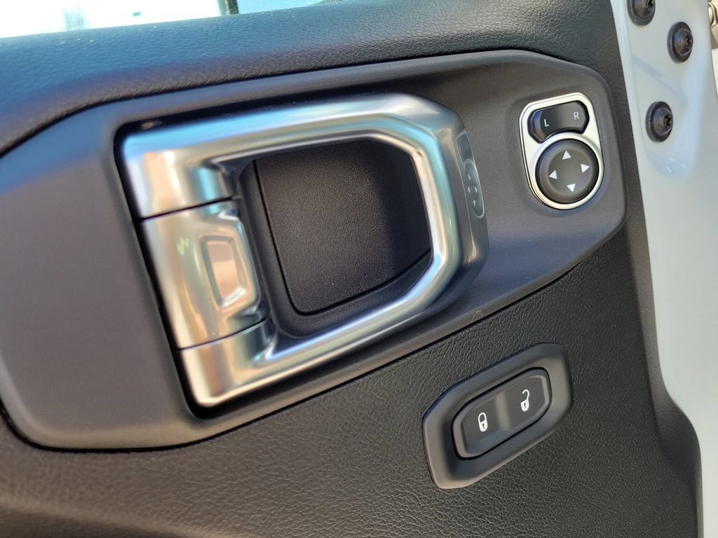 New 2025 Jeep Gladiator Sport AWD/4WD image 18