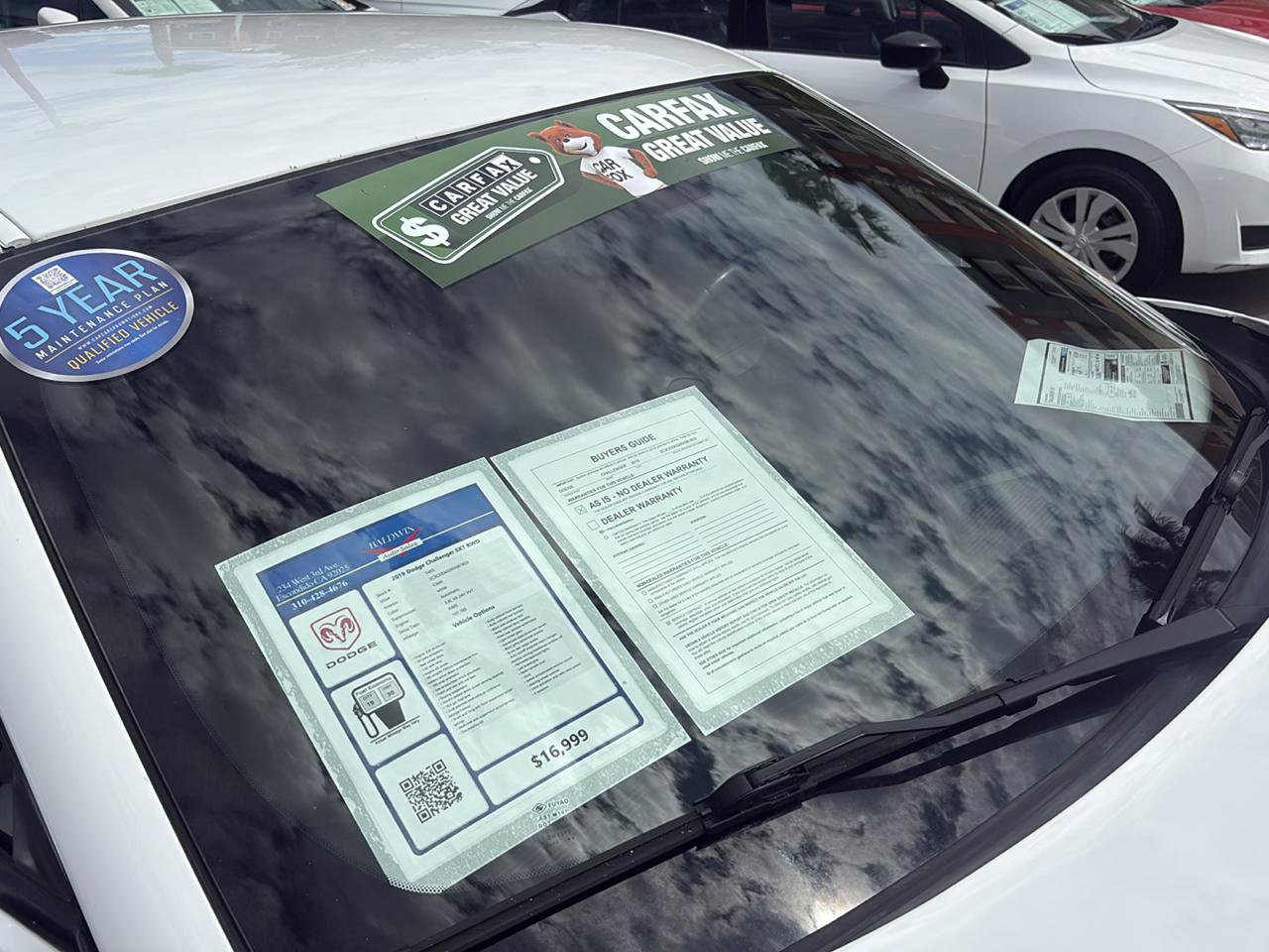 Used 2019 Dodge Challenger SXT RWD image 21