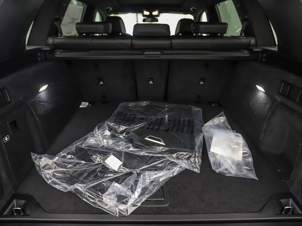 New 2026 BMW X5 M60i image 23